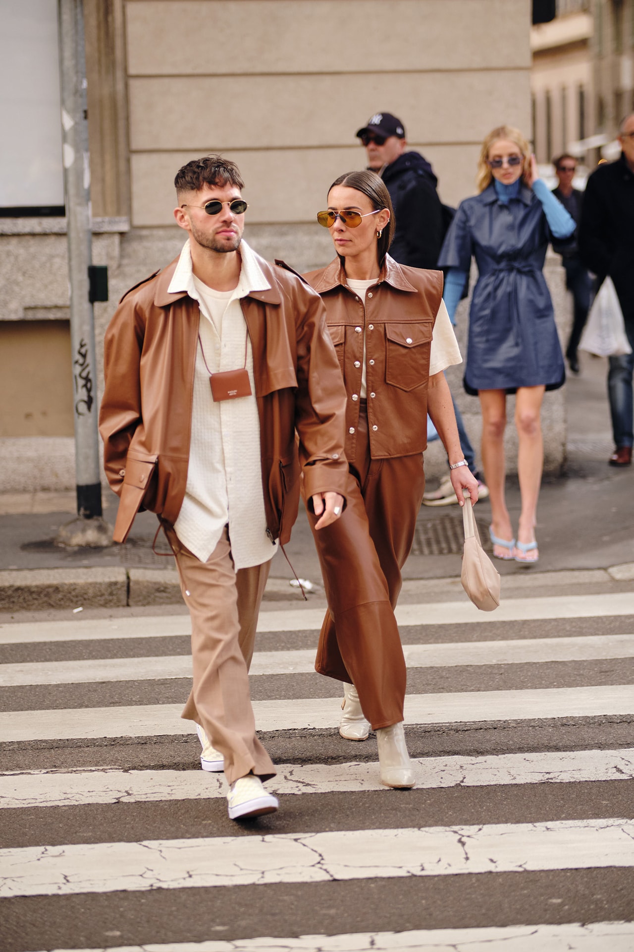 Street Style Trends Milan Fashion Week Fall Winter 2020 FW20 Influencer Couple Brown Beige Tan