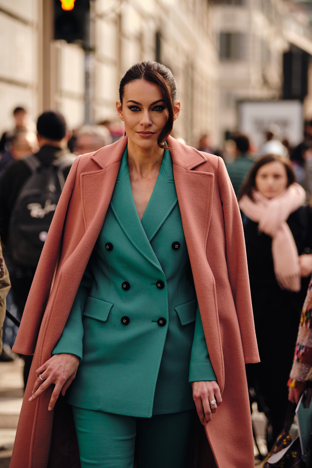 Street Style Trends Milan Fashion Week Fall Winter 2020 FW20 Influencer Blazer Suit Coat