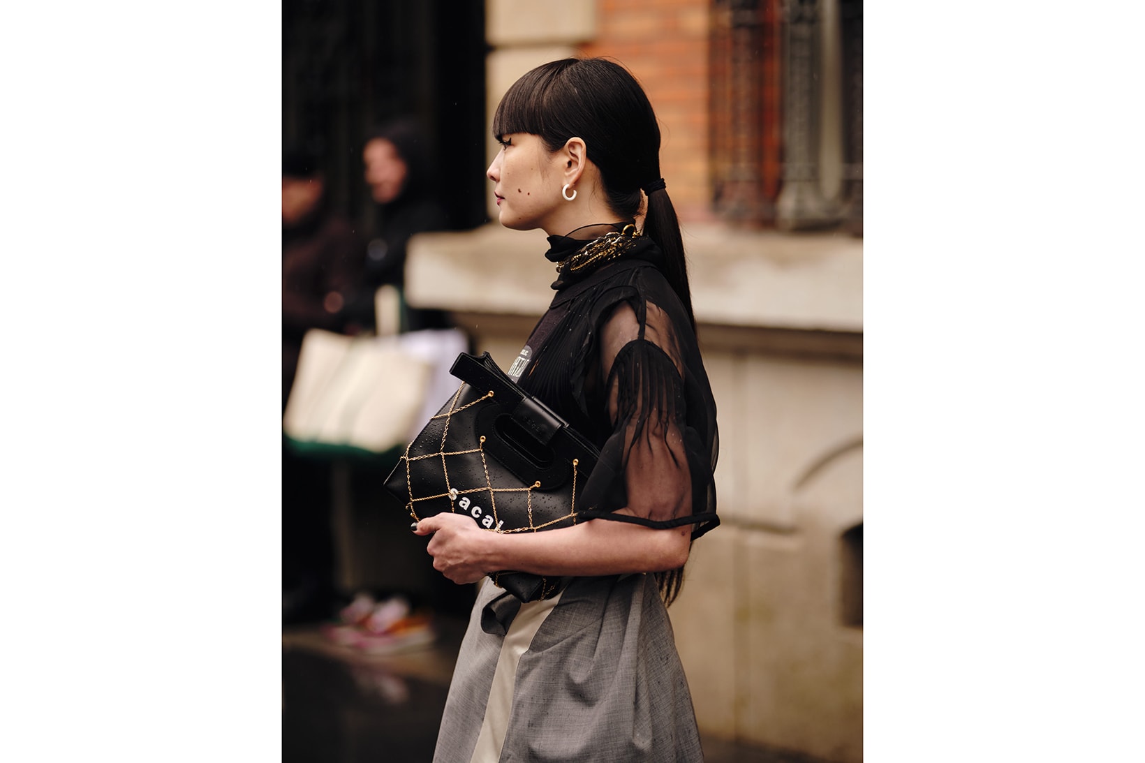 Paris Fashion Week Fall/Winter 2020 Street Style Sacai