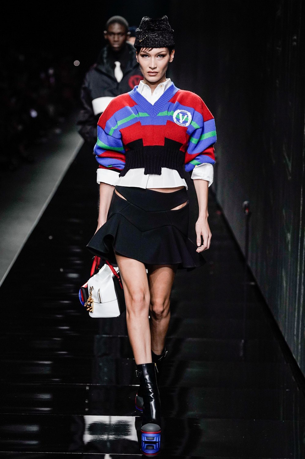 Versace Fall/Winter 2020 Collection Runway Show Cropped Sweater Red Blue