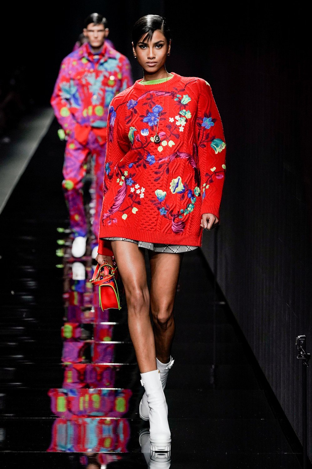 Versace Fall/Winter 2020 Collection Runway Show Floral Sweater Red