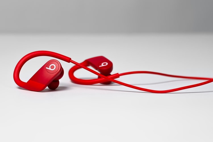Beats By Dre Updates Wireless Powerbeats Earphones