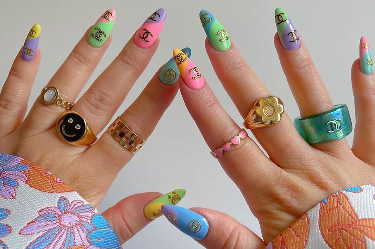 35 Simple Spring Nail Designs For 2024 - Girl In Cali