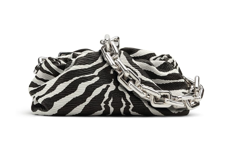 bottega veneta chain pouch white
