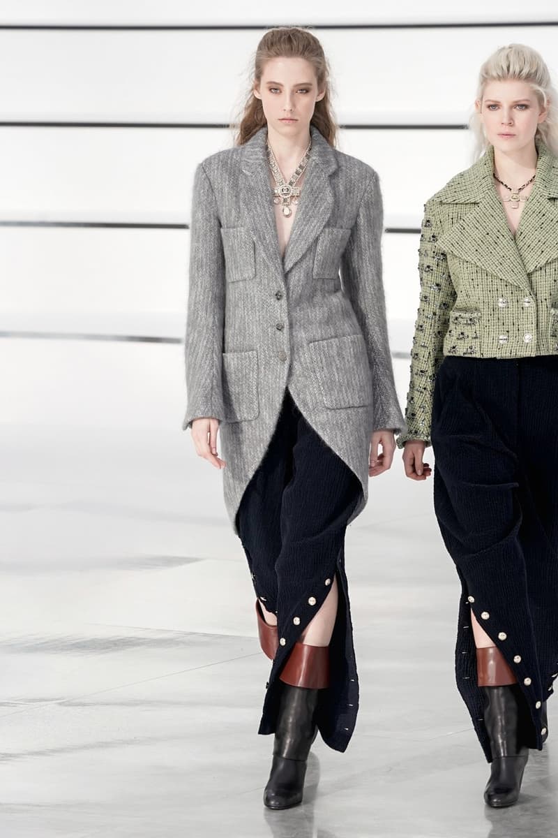 chanel Pre-Owned Fall/Winter 2020 Runway Collection PFW Gigi Hadid Fashion Show