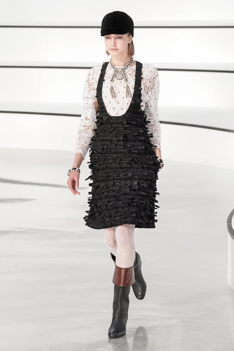 chanel Pre-Owned Fall/Winter 2020 Runway Collection PFW Gigi Hadid Fashion Show