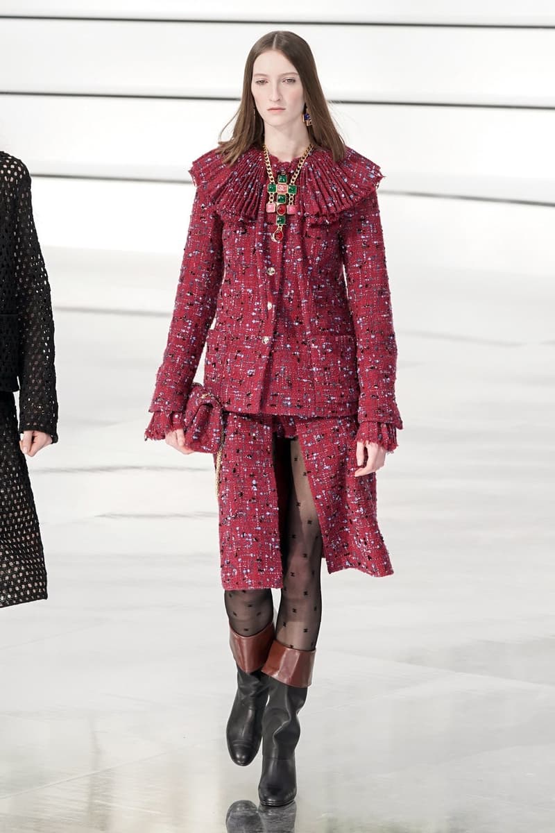 chanel Pre-Owned Fall/Winter 2020 Runway Collection PFW Gigi Hadid Fashion Show