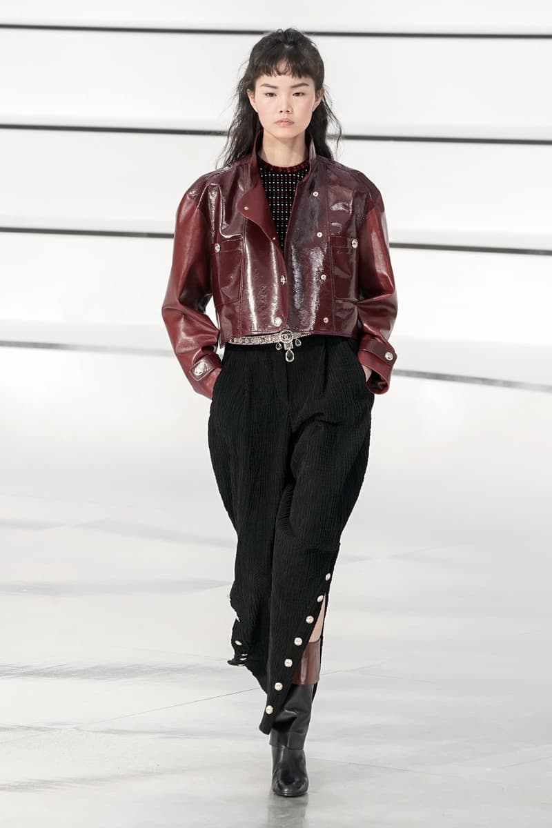 chanel Pre-Owned Fall/Winter 2020 Runway Collection PFW Gigi Hadid Fashion Show