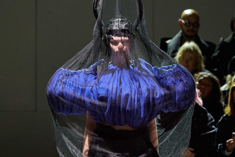 COMME des GARÇONS Enters Rei Kawakubo's World for FW20