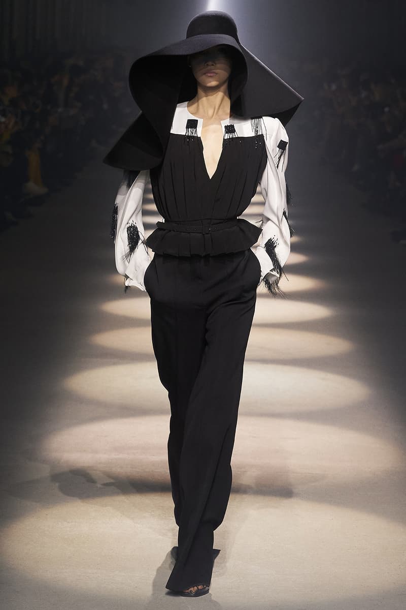 givenchy paris fashion week fall winter womens collection clare waight keller runway show kaia gerber adut akech red black white gown pants shirred blouse