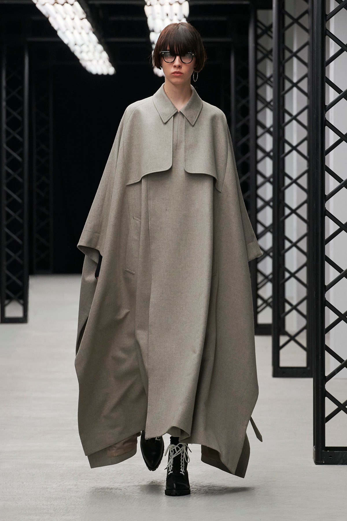 HYKE Fall/Winter 2020 Collection Runway Show Poncho Grey
