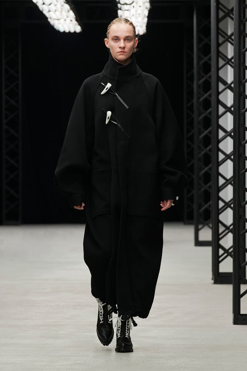 HYKE Fall/Winter 2020 Collection Runway Show Coat Black