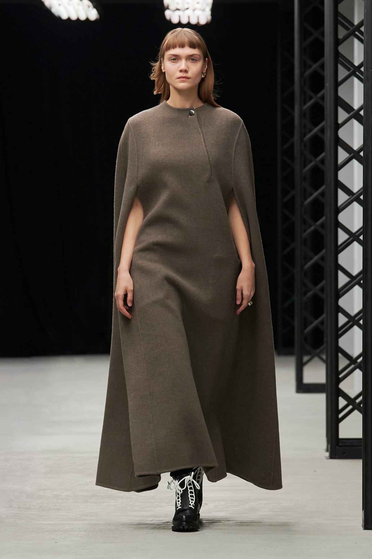 HYKE Fall/Winter 2020 Collection Runway Show Poncho Dress Brown