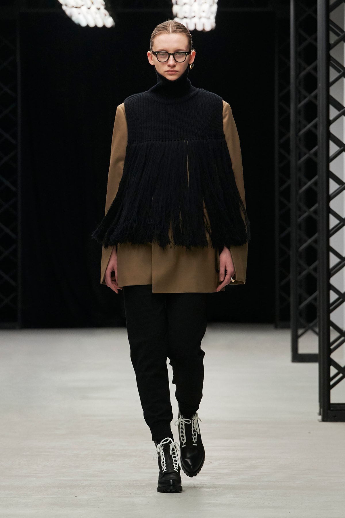 HYKE Fall/Winter 2020 Collection Runway Show Fringe Top Pants Black