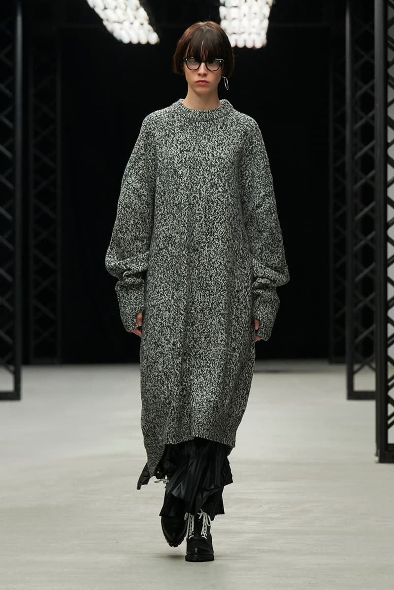 HYKE Fall/Winter 2020 Collection Runway Show Coat Grey