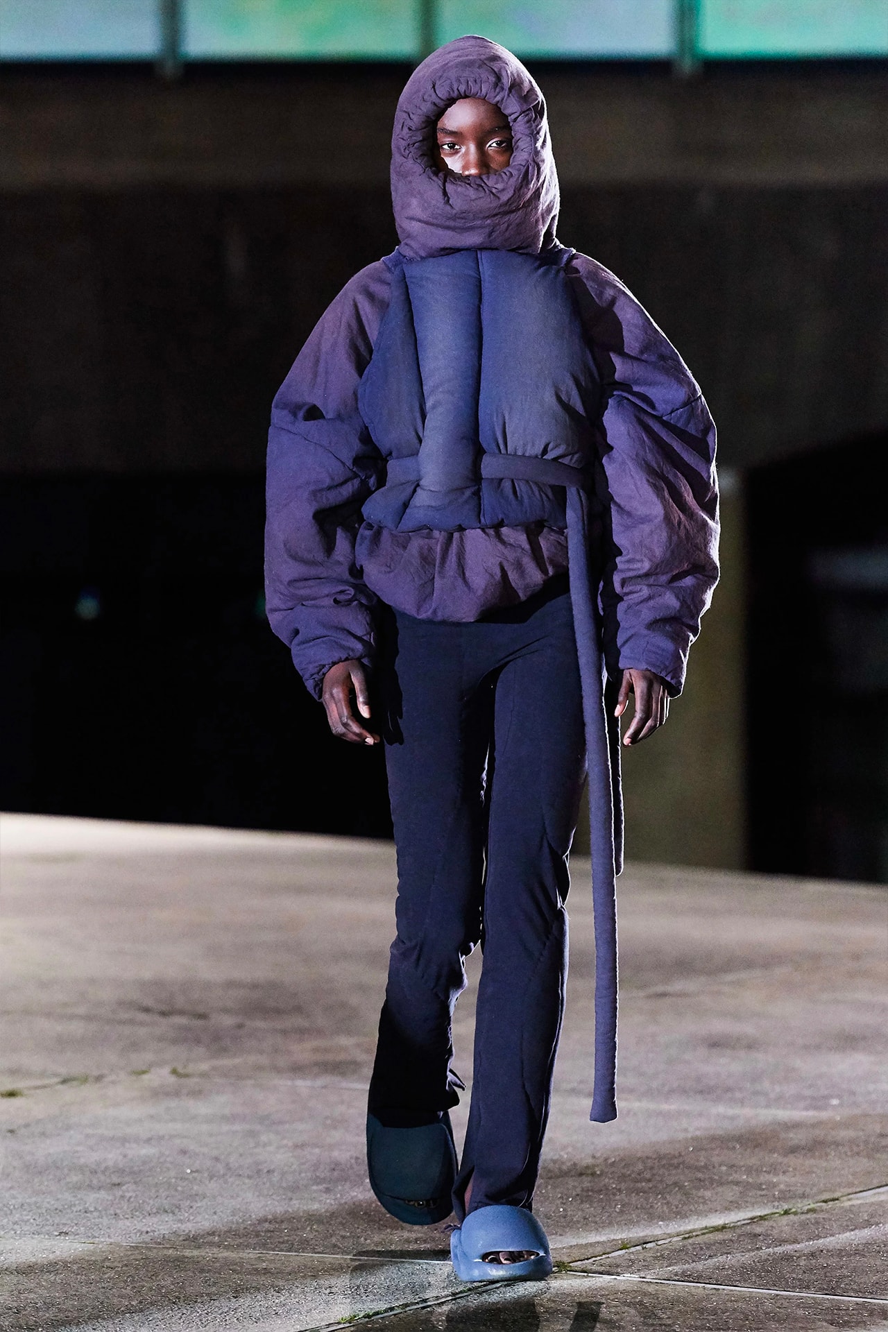 Kanye West YEEZY Season 8 Show Paris Fashion Week Runway Model blue purple puffer jacket slides sandals