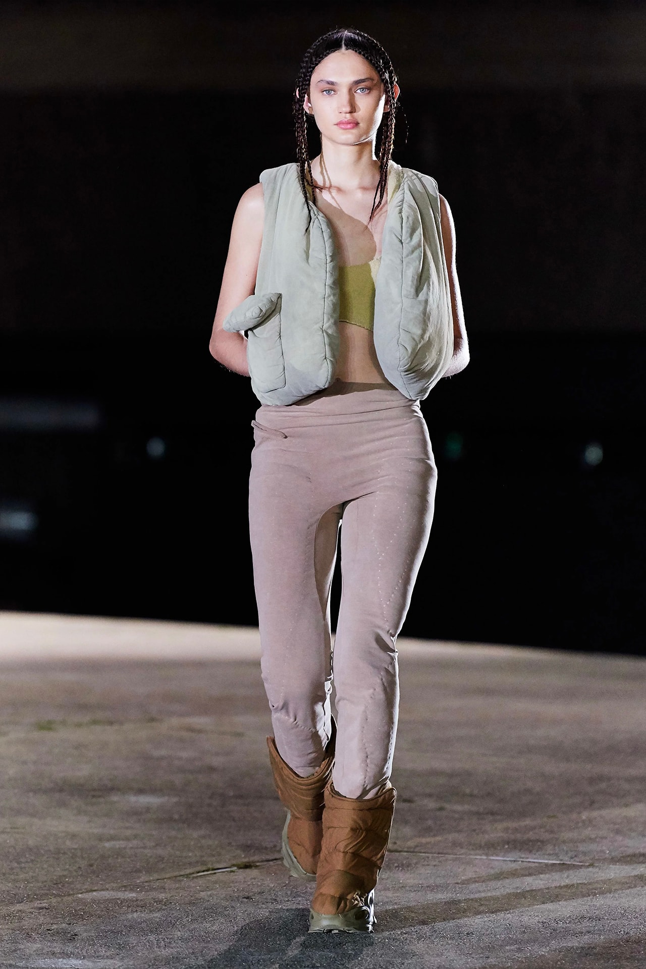 Kanye West YEEZY Season 8 Show Paris Fashion Week Runway Model purple pants boots