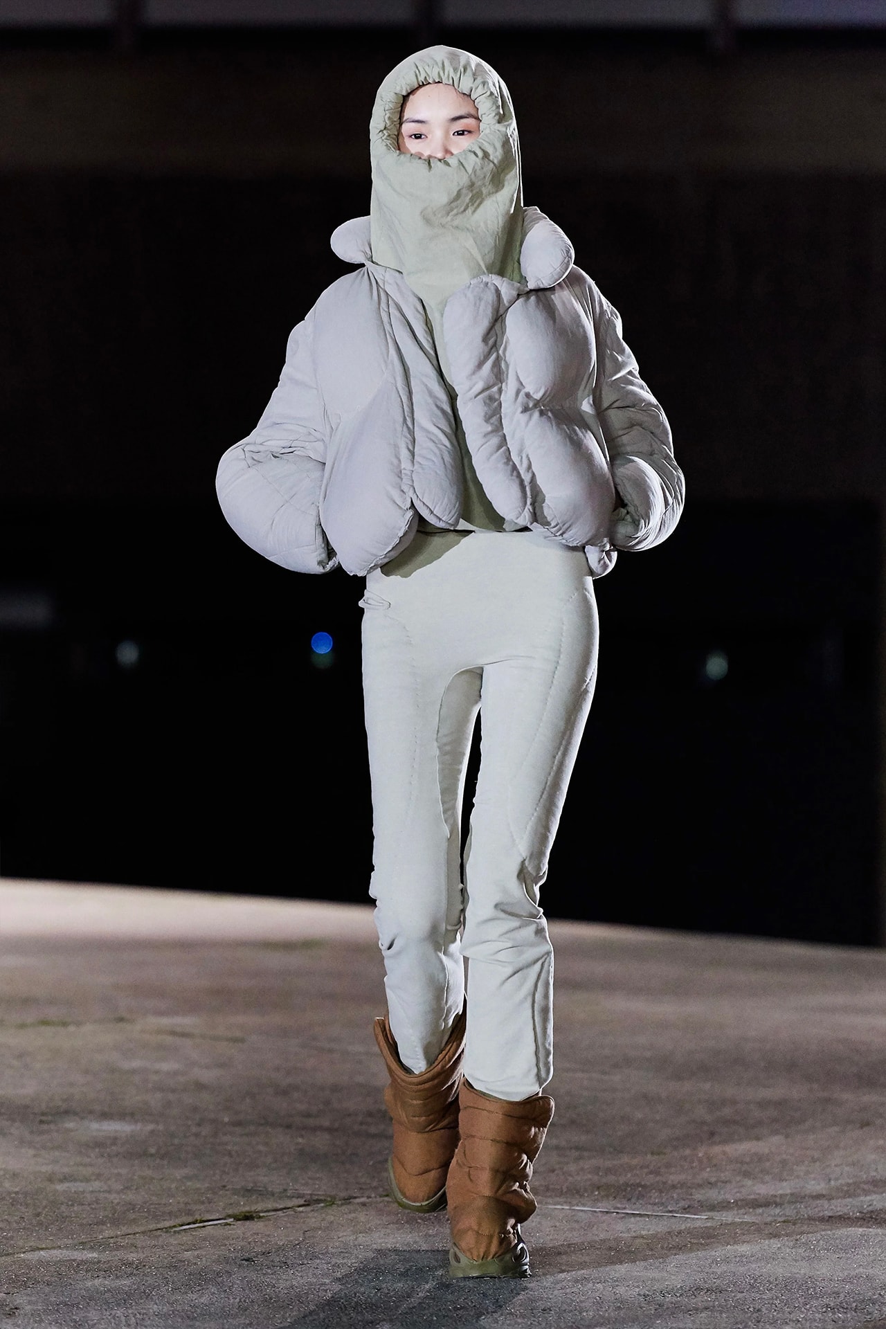 Kanye West YEEZY Season 8 Show Paris Fashion Week Runway Model puffer jacket hoodie boots