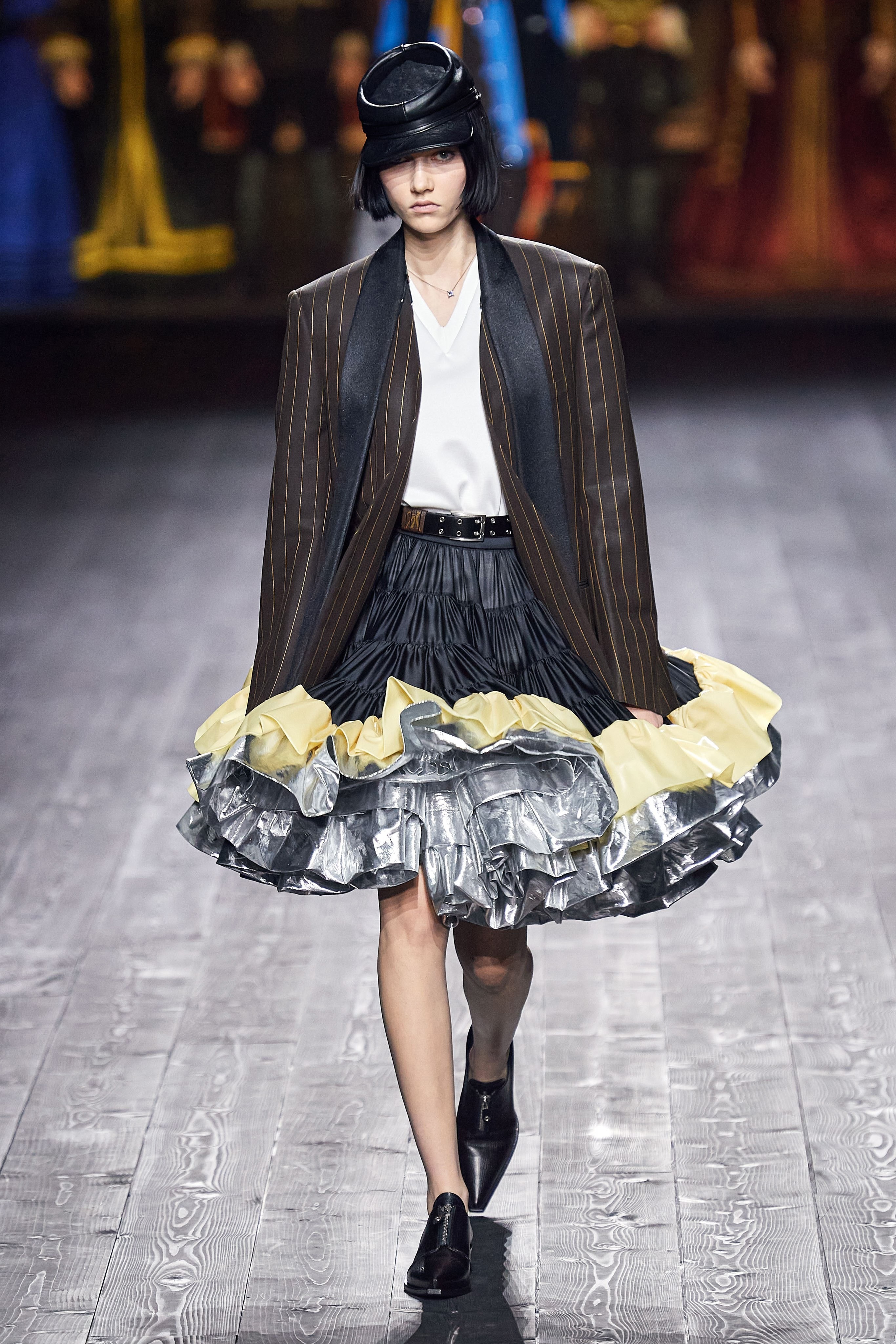 Louis Vuitton Fall/Winter Collection Runway Show Blazer Ruffle Skirt