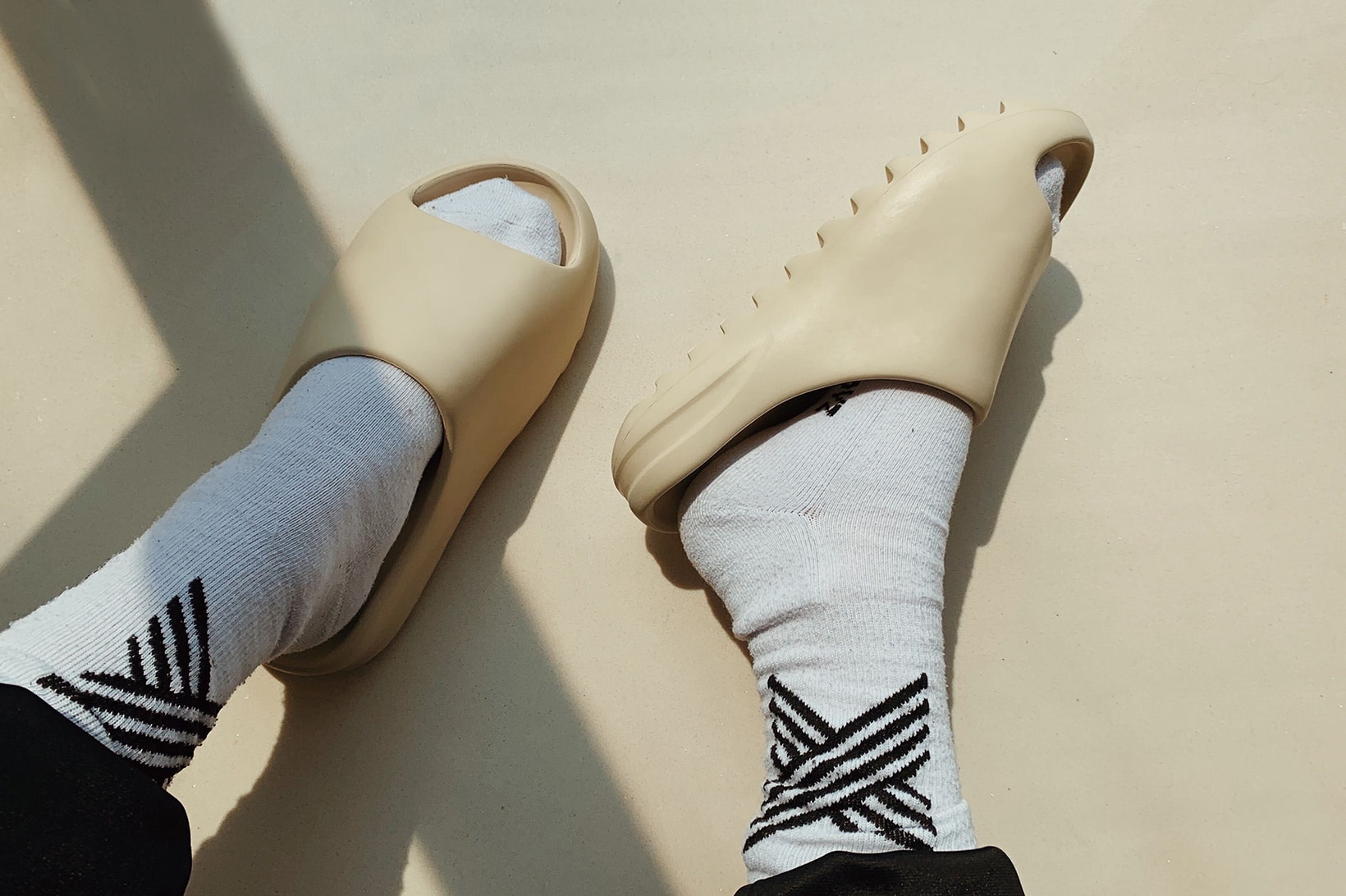YEEZY SLIDE adidas Originals Bone Sandals Slippers On Foot Sizing Reviews Where to Buy Kanye West