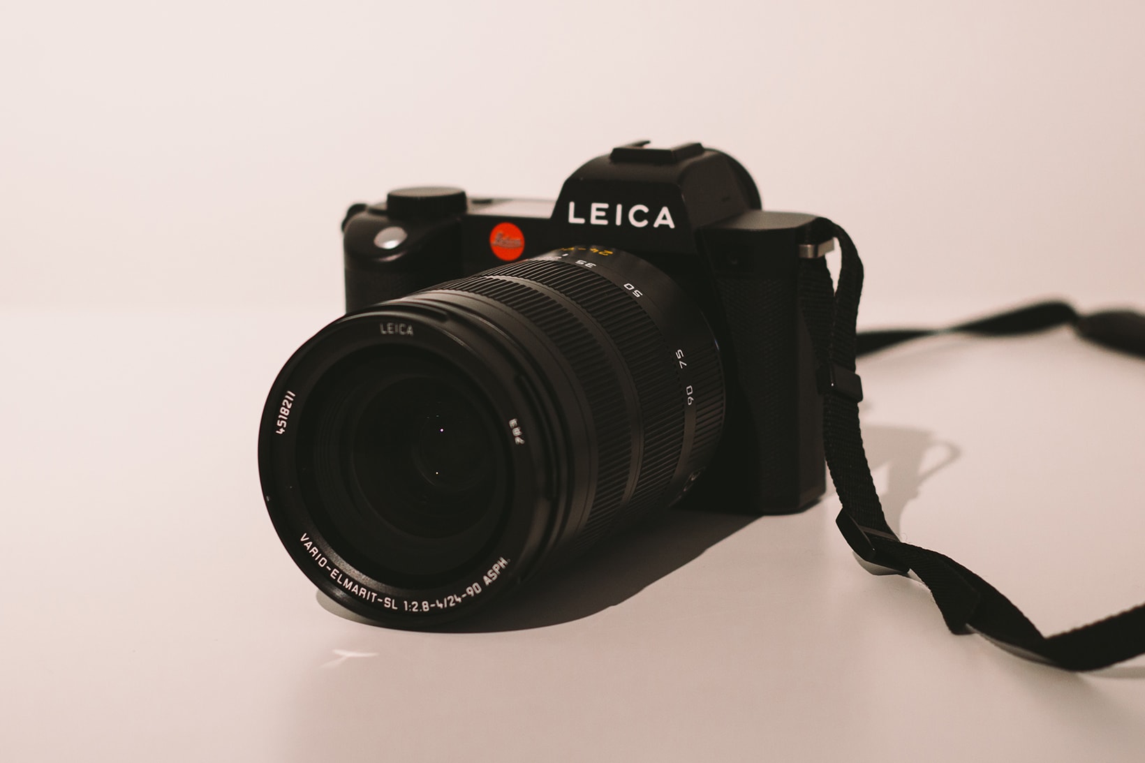 leica sl2 camera photography specs price tech nike air max sneakers black white