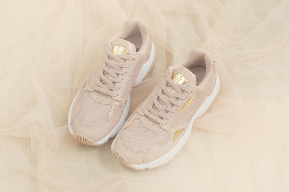 Evaporate Mantle starved adidas Originals Falcon Sneaker Blush Pink Gold | Hypebae