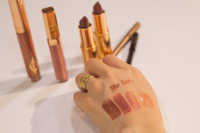 charlotte tilbury new pillow talk collection eyeshadows lipsticks blushes eyeliner lip liner highlighter review