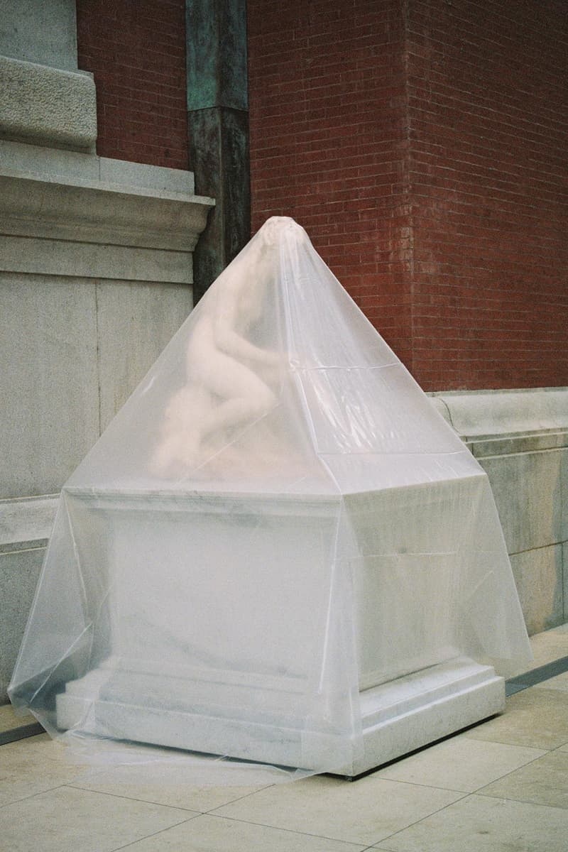 anti racism photography fundraiser black lives matter british charities donation naomi campbell kate moss amy winehouse