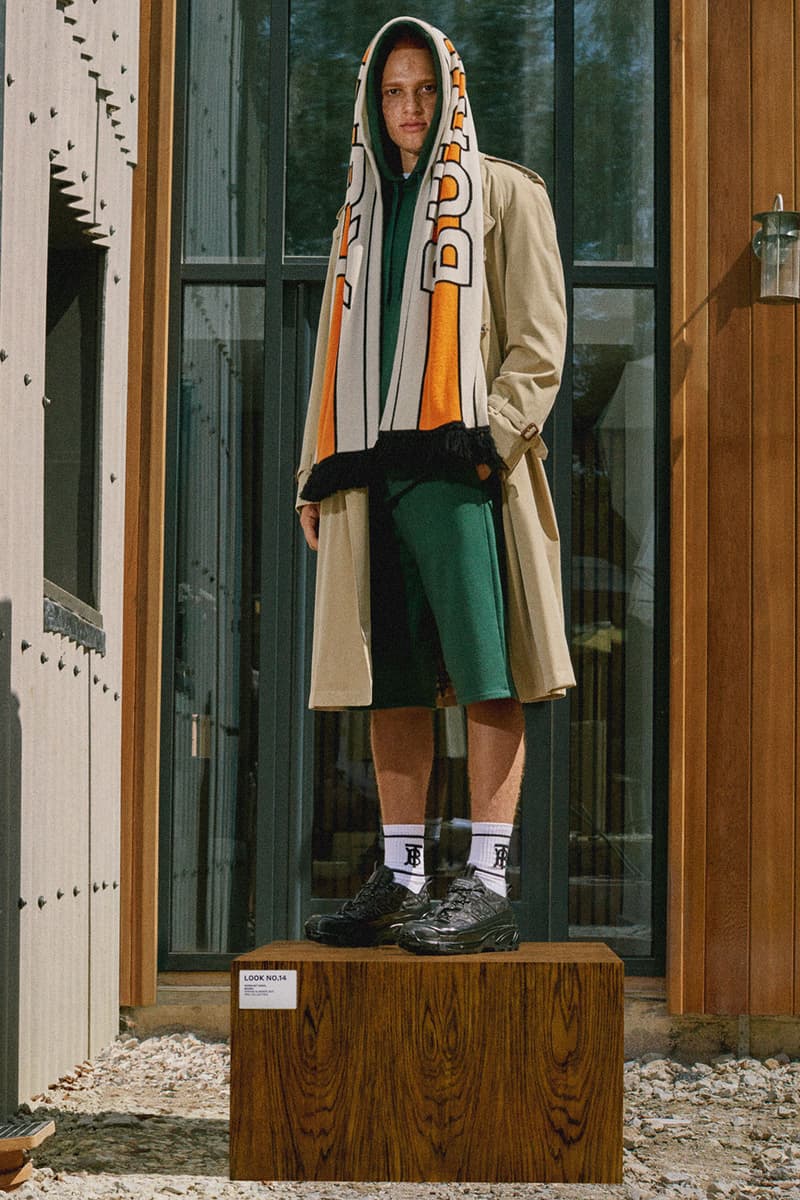 burberry spring summer 2021 pre-collection lookbook pocket bag trench coats jackets riccardo tisci 