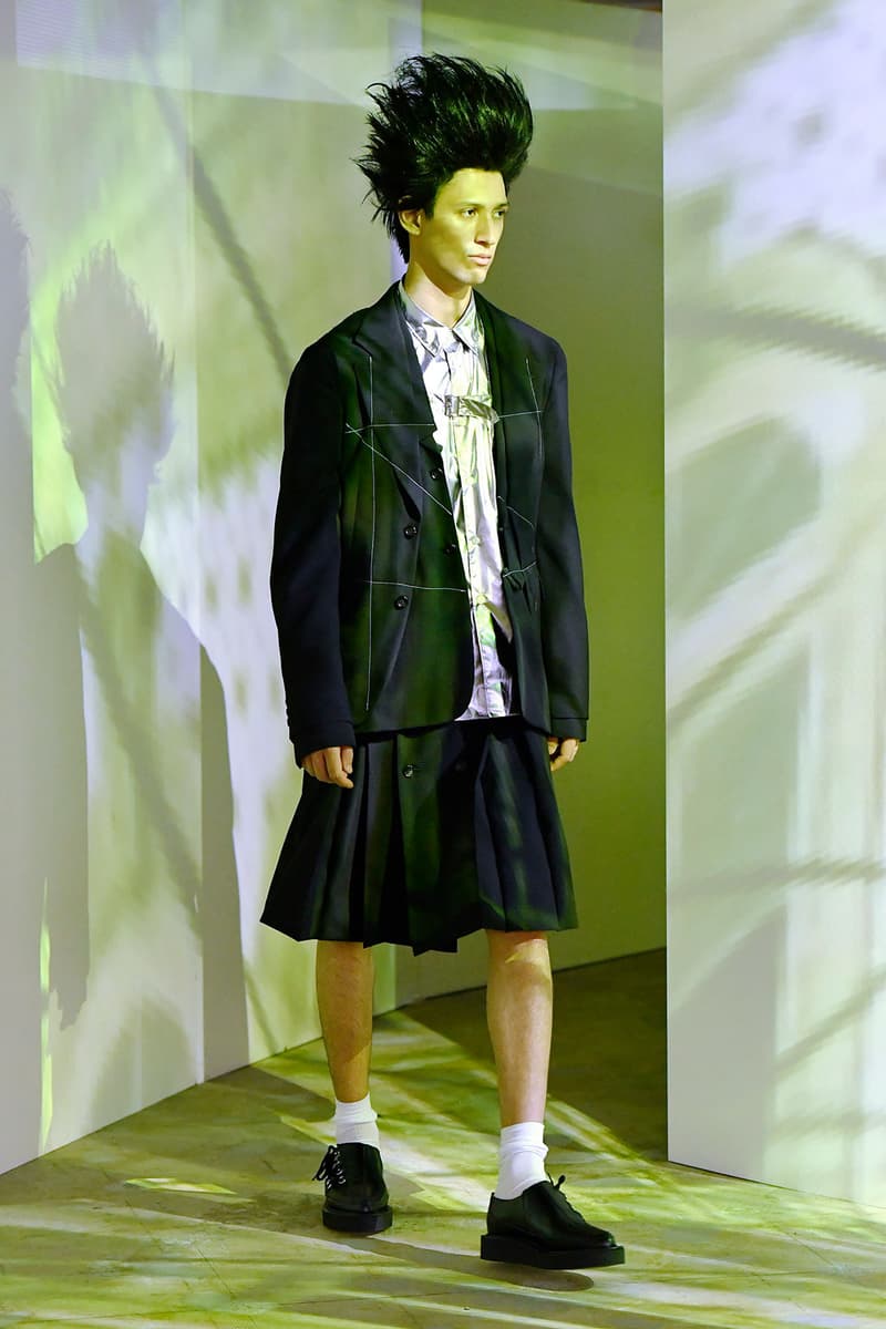 COMME des GARÇONS HOMME PLUS Spring/Summer 2021 Nike Air Carnivore Collaboration Collection Runway Tokyo Japan Minishow Rei Kawakubo 