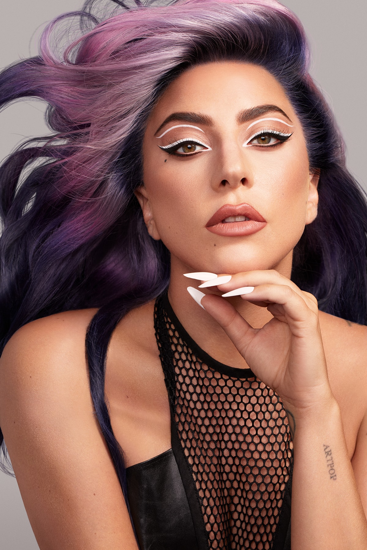Lady Gaga: Louis Vuitton Dyed Brown Hair!, Lady Gaga