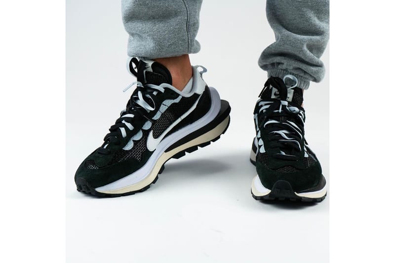 sacai x nike pegasus vaporfly black white