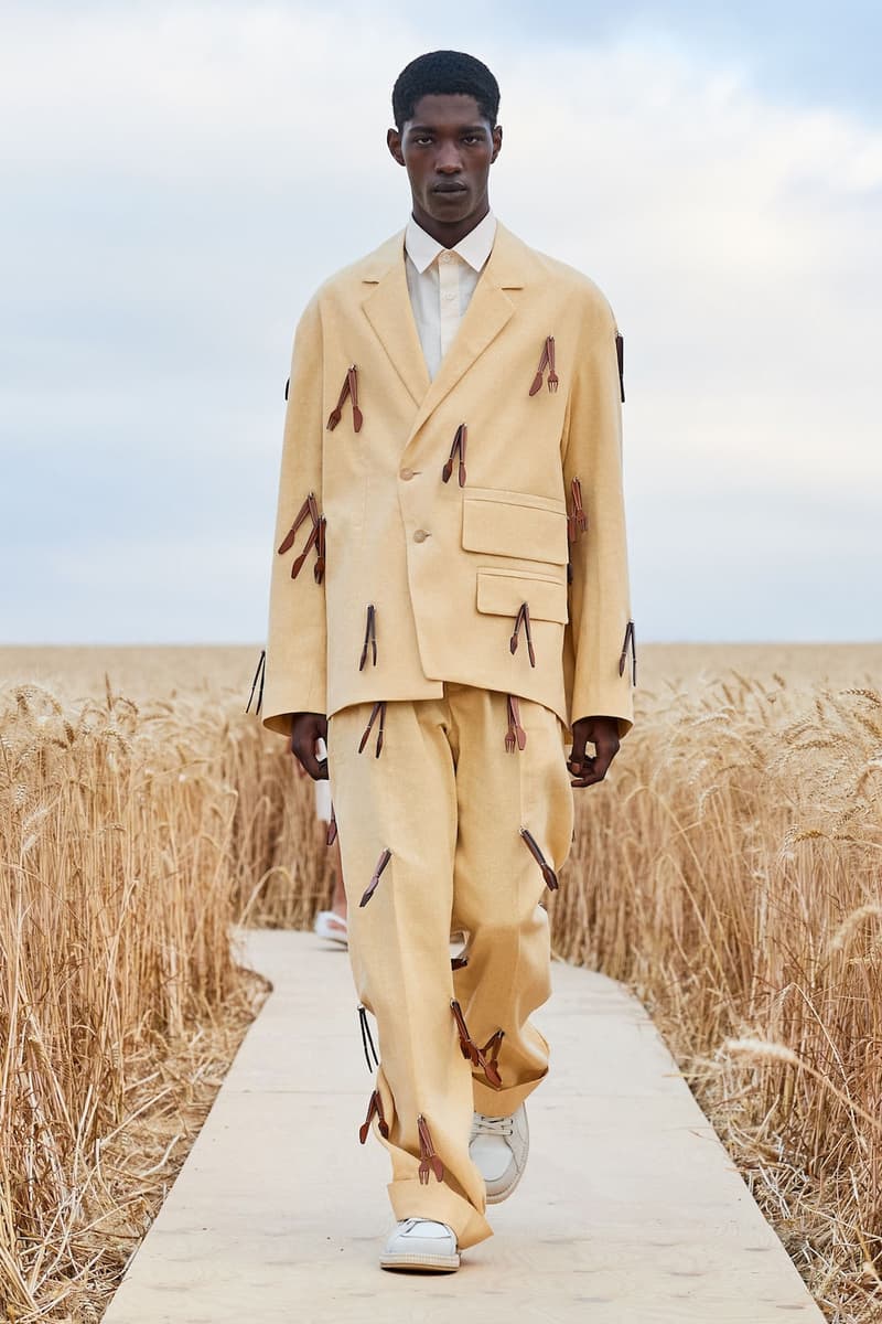 simon porte jacquemus spring summer 2021 womens mens collection runway show paris