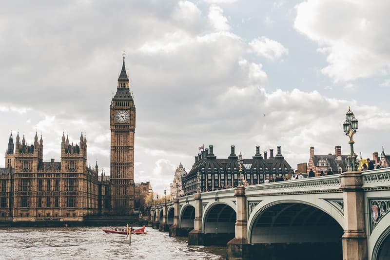 uber boat service london uk transportation summer launch apps big ben river bridge