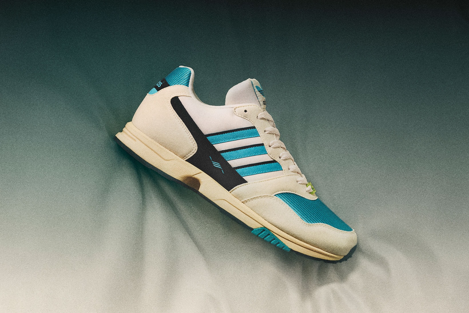 adidas originals a-zx series relaunch 1000c retro vintage 80s running shoes 