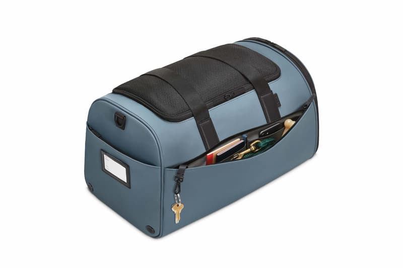 Away Launches New Pet Carry Travel Bag Black Teal