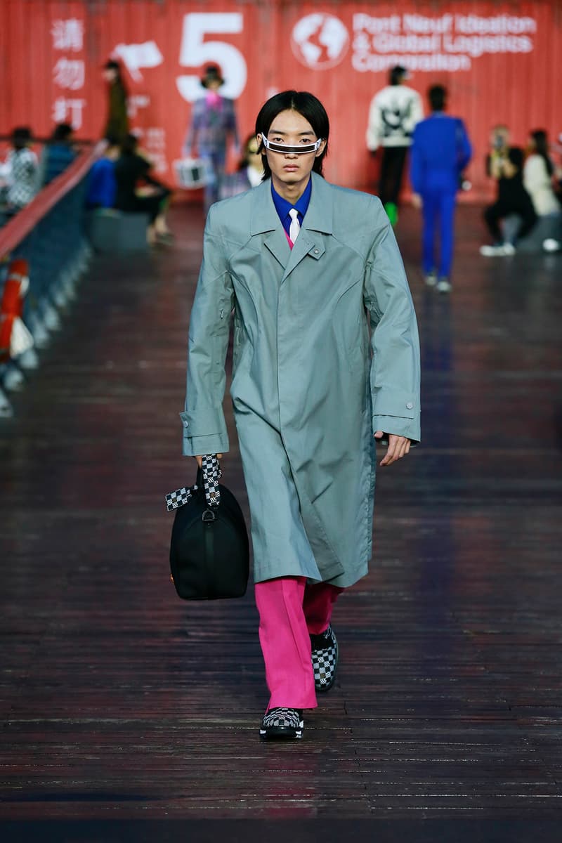 Louis Vuitton Virgil Abloh Spring/Summer 2021 Mens Collection Show Shanghai Coat Green Scorpion