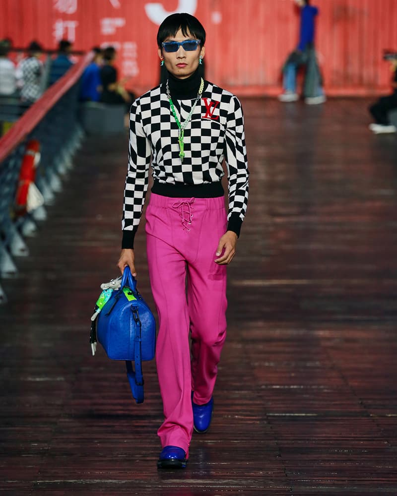 Louis Vuitton Virgil Abloh Spring/Summer 2021 Mens Collection Show Shanghai Coat Green Scorpion