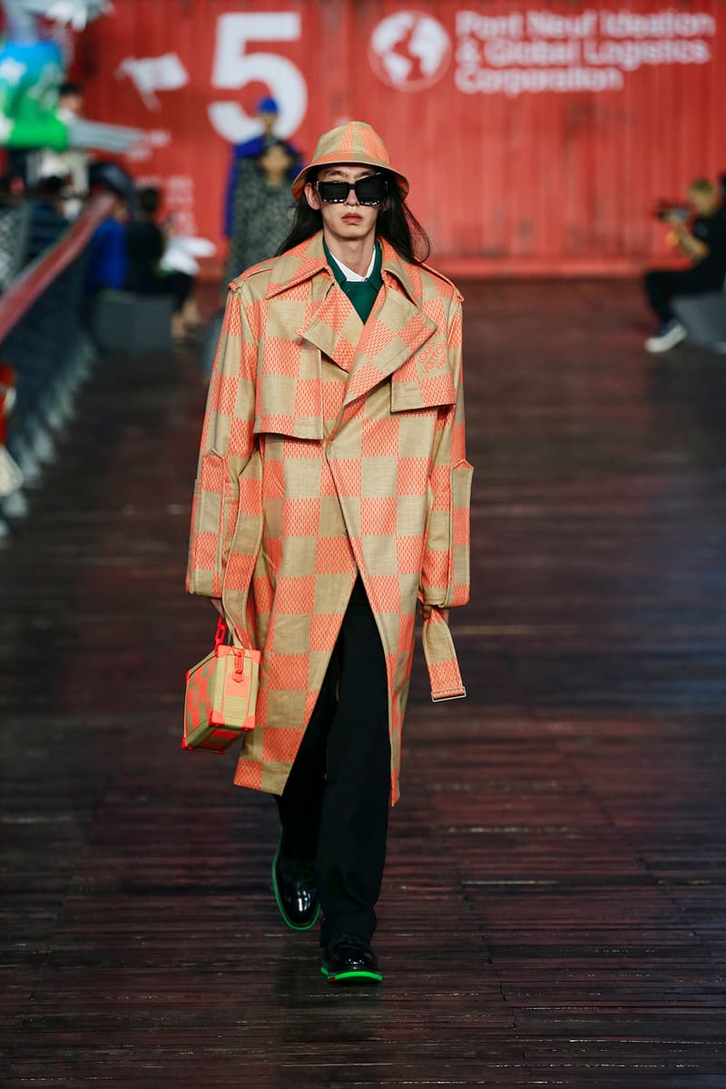 Louis Vuitton Virgil Abloh Spring/Summer 2021 Mens Collection Show Shanghai Coat Green Scorpion