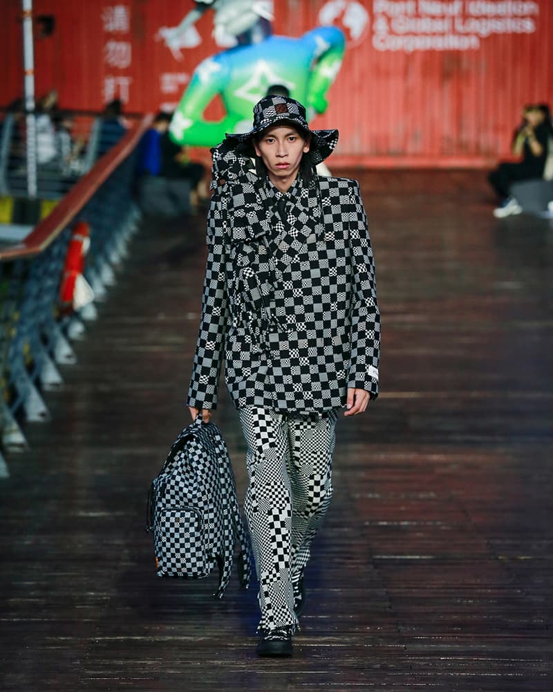 Louis Vuitton Virgil Abloh Spring/Summer 2021 Mens Collection Show Shanghai Coat Green Scorpion