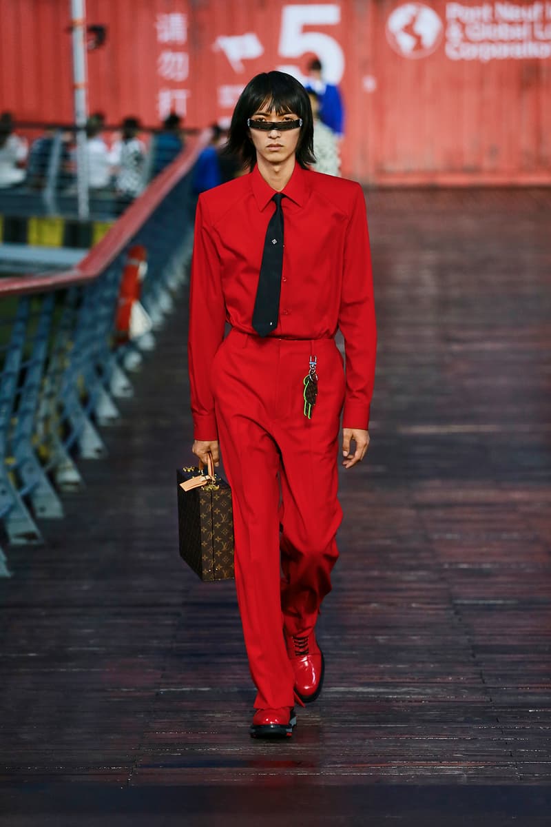 Louis Vuitton Virgil Abloh Spring/Summer 2021 Mens Collection Show Shanghai Coat Green Scorpion