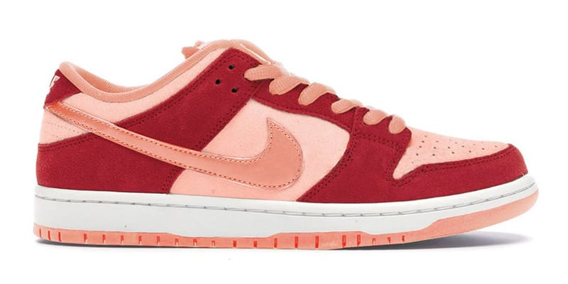 red and pink sb dunks