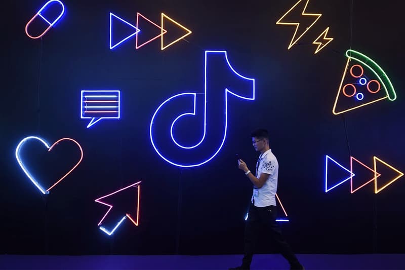 TikTok Logo Neon Sign