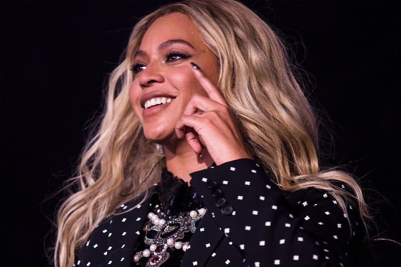 Beyoncé Live Concert Performance