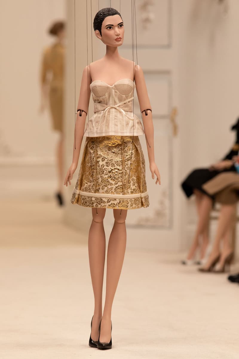 moschino spring summer 2021 puppet show marionette miniature dolls haute couture jim henson creature shop collection jeremy scott