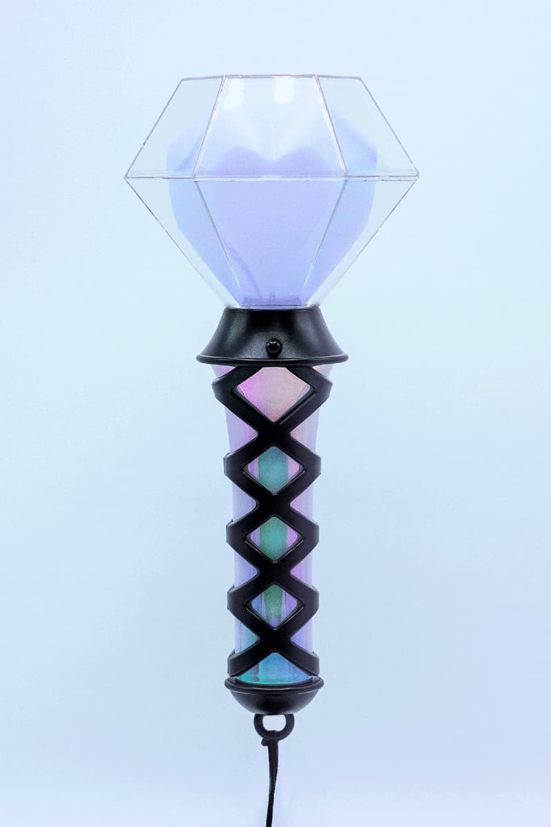 kda league of legends riot games lightsticks blades fans digital k-pop group release info 