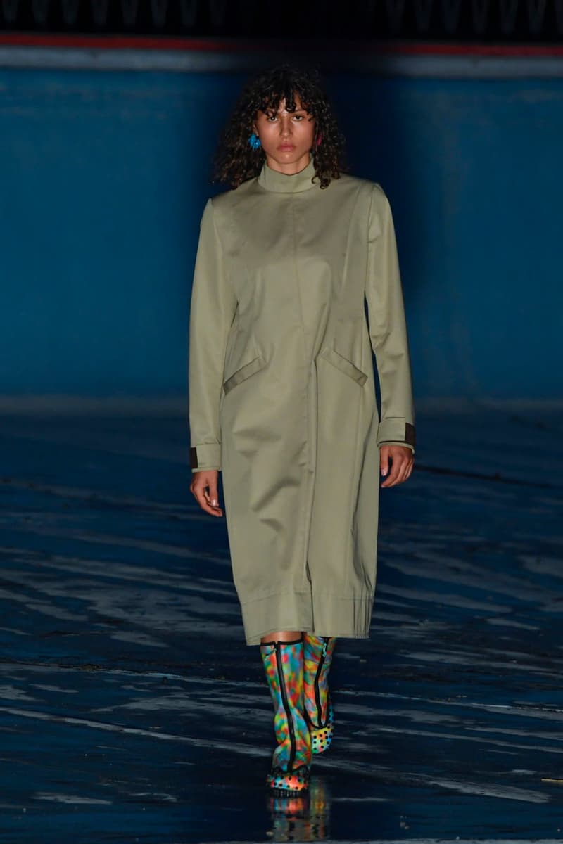 sunnei spring summer 2021 runway collection minimalist vanguard group nanushka investment simone rizzo loris messina milan fashion week mfw