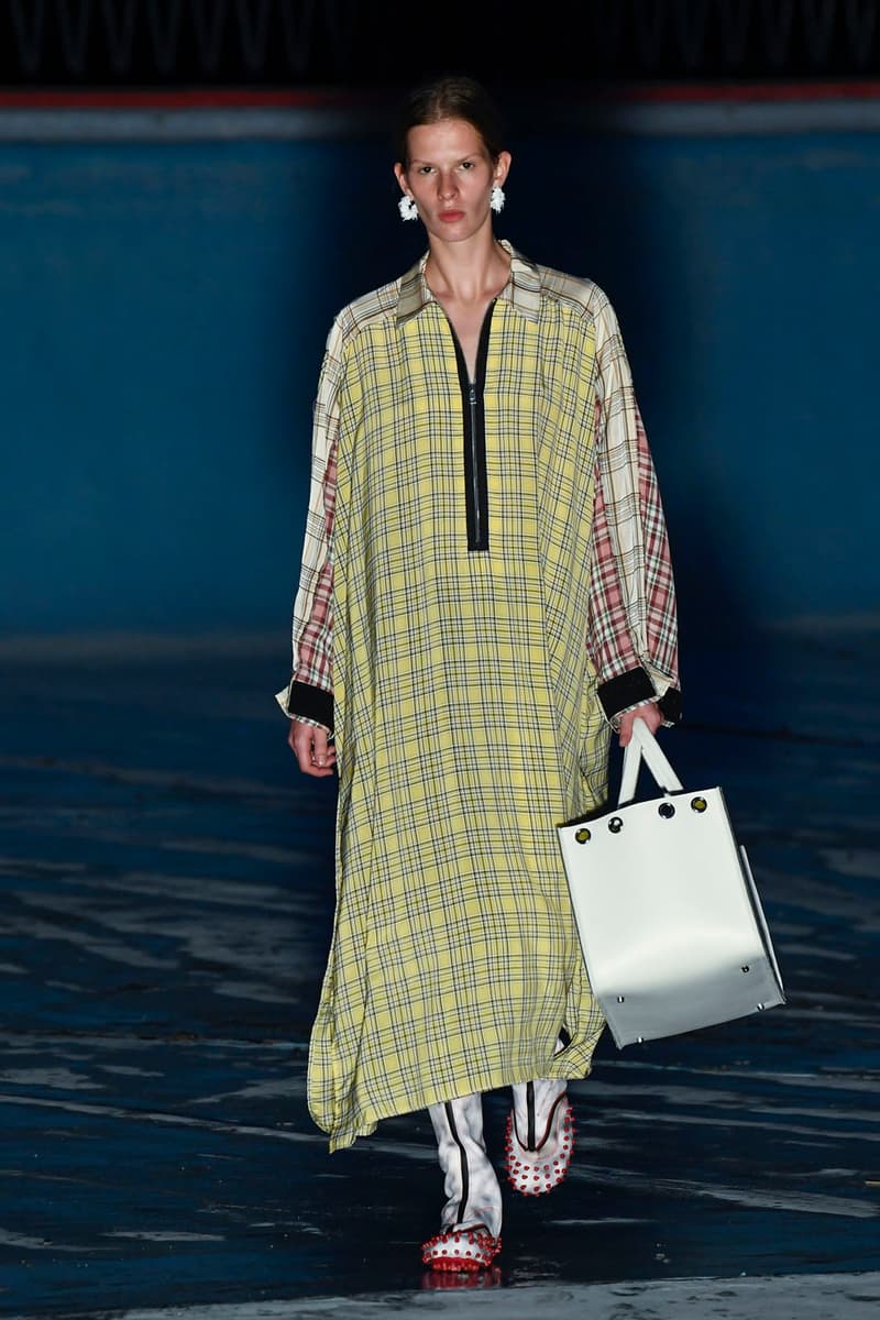 sunnei spring summer 2021 runway collection minimalist vanguard group nanushka investment simone rizzo loris messina milan fashion week mfw