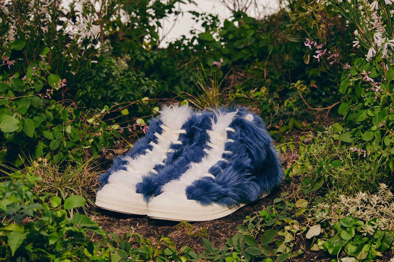 AMBUSH x Converse Chuck 70 Collaboration Fur Furry Blue
