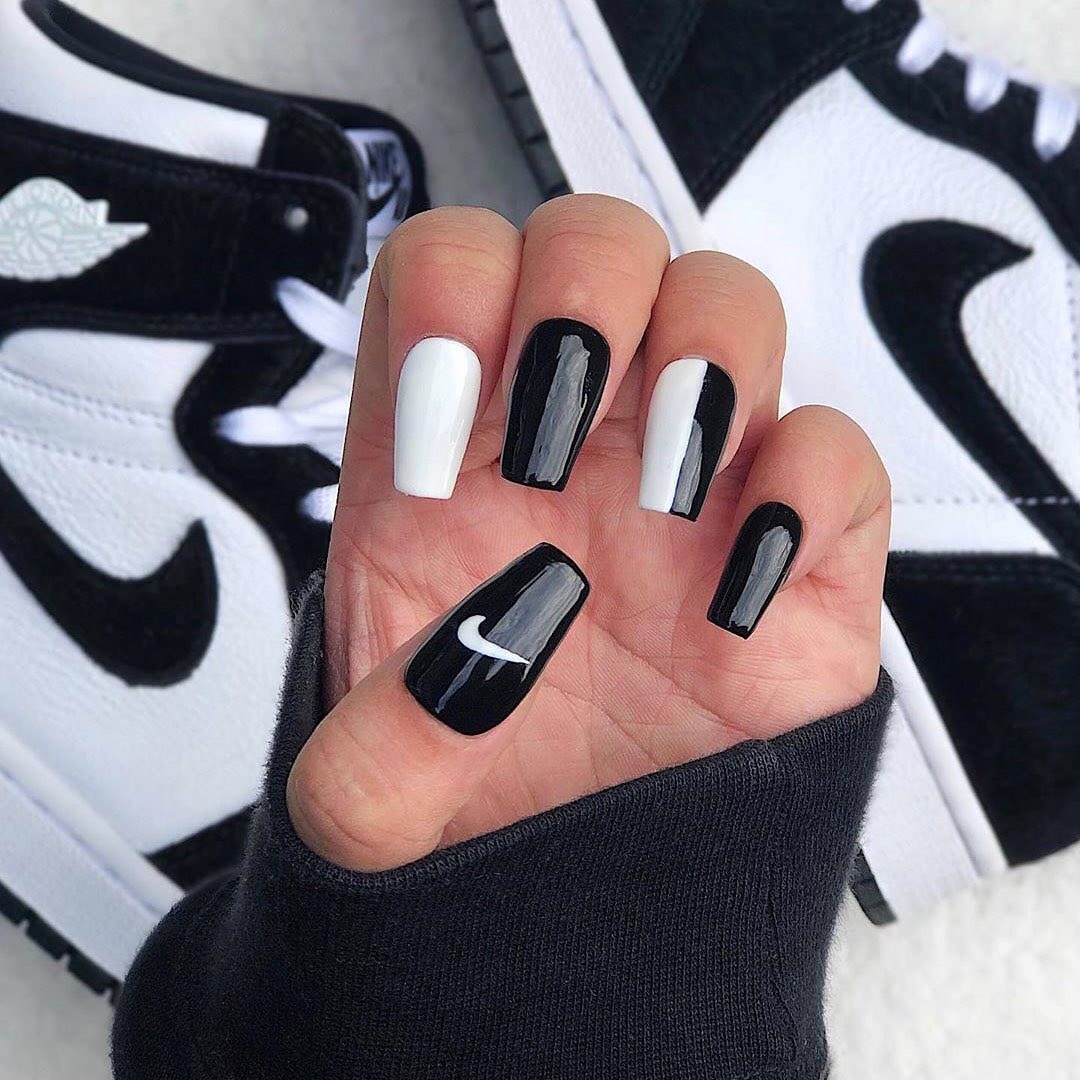 HYPEBAE Instagram Fashion Style Sneakers Inspiration Nike Black White Swoosh Logo Nail Nails Art Manicure Design